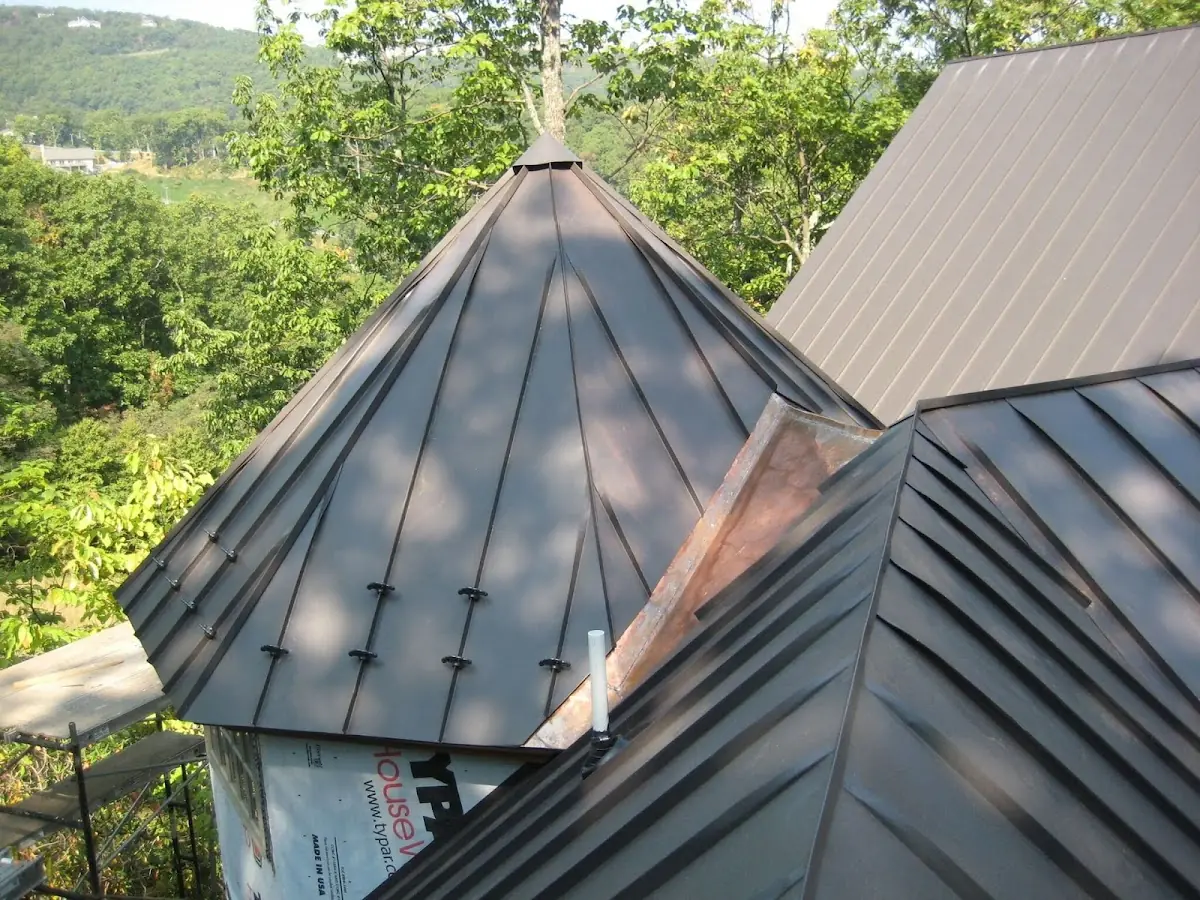 Professional Roof Tarp Installation by Craftsman Roofing in Willow Creek